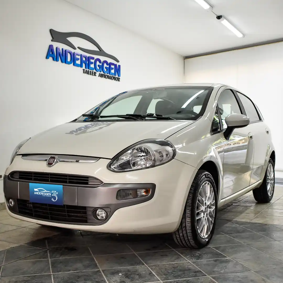 Reparación Fiat - Cabina de pintura